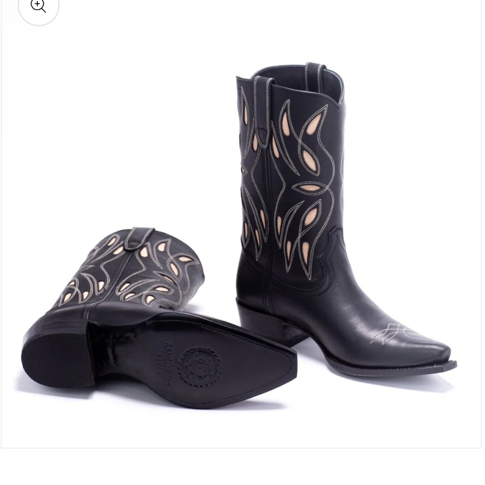 Ranch Road Sagebrush Black Cowboy Boots - Picture 2 of 12